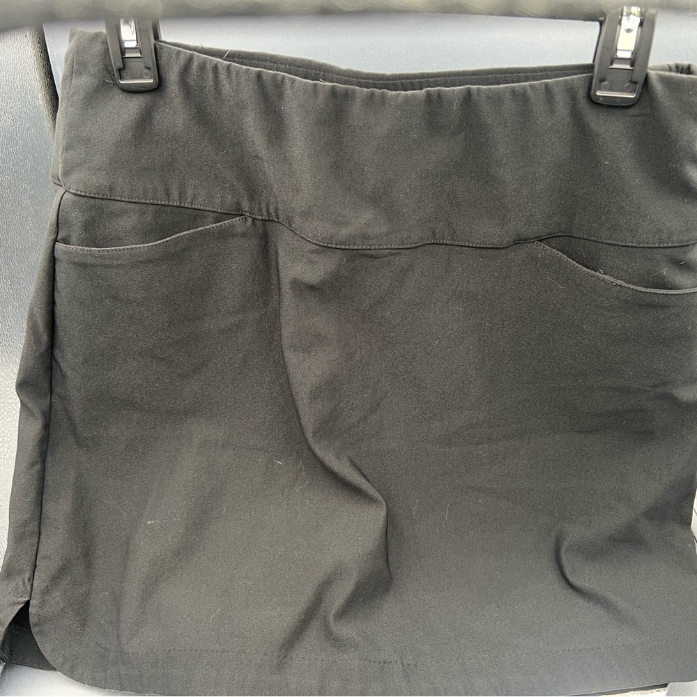 LADY HAGEN Jet Black Golf Skirt with bike shorts underneath, like new!